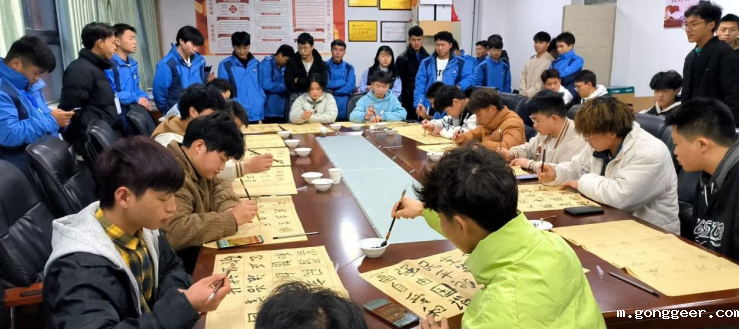 机电汽车工程系举办“翰墨歌盛世,青春颂党恩”校园书法大赛初赛