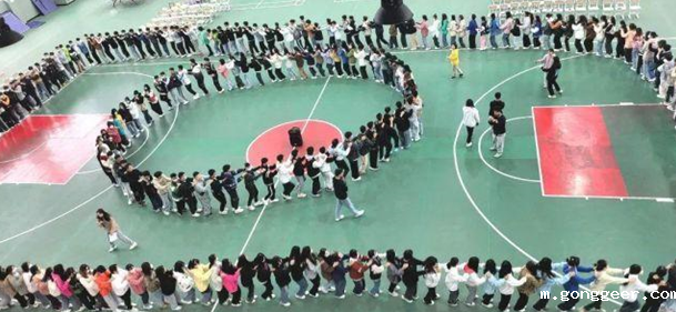 素质拓展·凝“新”聚力